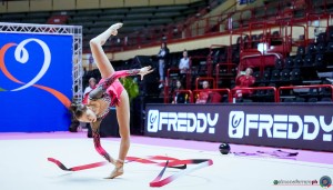 e putinati ferrara horodnycha polina un nastro sfe04086 copia simone ferraro ph copia